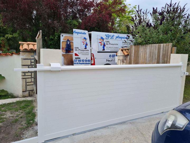 Mise en place de menuiseries extérieures Saintes
